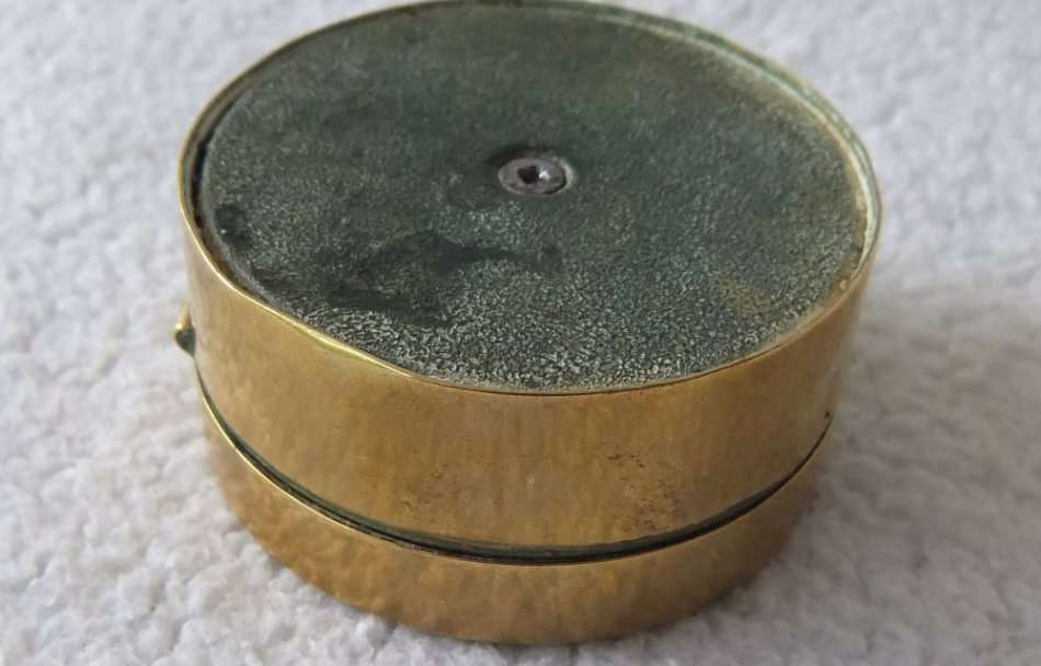 AN OLD NAPOLEON THEME PRESSURE INSTRUMENT MADE IN FRANCE !! POSSIBLY A BAROMETER ? NO LOOSE PARTS