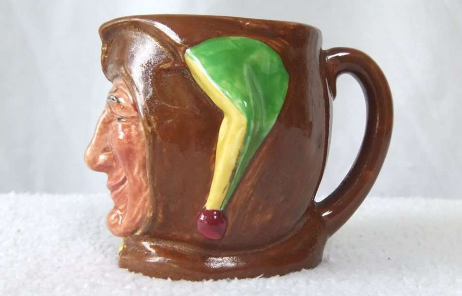 AN AWESOME OLD ""JESTER"" CHARACTER JUG BY ROYAL DOULTON OF ENGLAND !! NO DAMAGE !!