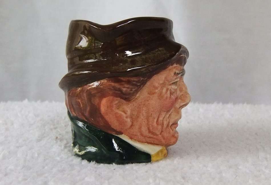 AN EARLIER 1900`S CHARACTER JUG ENTITLED "PADDY" MADE BY ROYAL DOULTON OF ENGLAND !! NO DAMAGE !!
