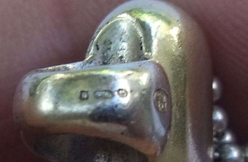 WOW ! WOW ! WOW !! A MAGNIFICENT HALLMARKED STERLING SILVER DESIGNER MULTI STRAND BRACELET !! 40 GR