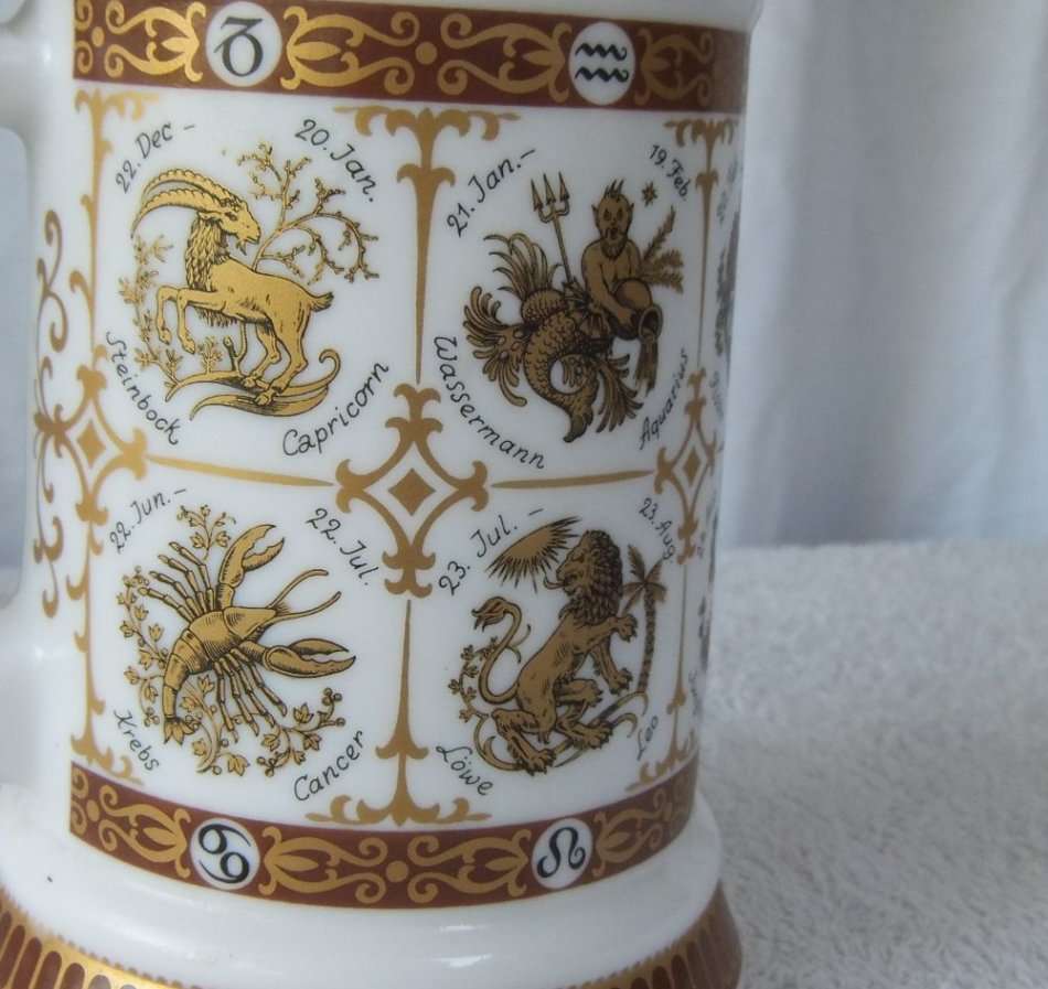 MUST SEE !! BMF Original Bierseidel German Milk Glass HOROSCOPE Stein Made in West Germany