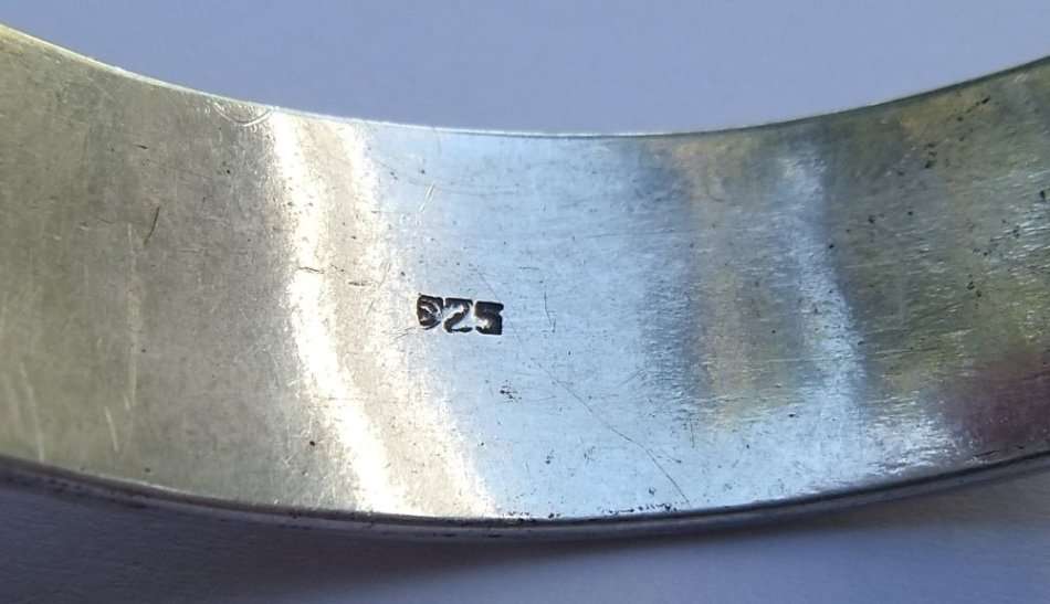 OH MY SOUL !! I`D WEAR IT !! A SOLID STERLING SILVER GREEK PATTERN CUFF BANGLE !! FULLY TESTED !!