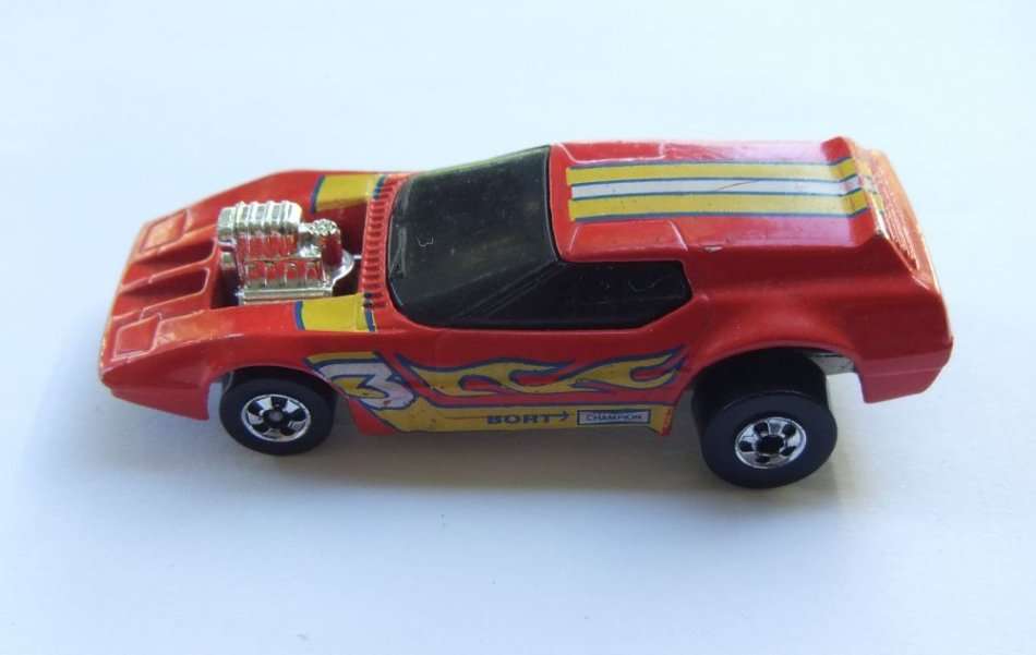 VINTAGE 1985 DIE CAST DRAGSTER BY HOTWHEELS