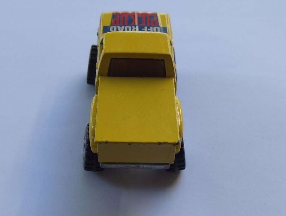 A VINTAGE 1985 MONSTER TRUCK BY HOTWHEELS