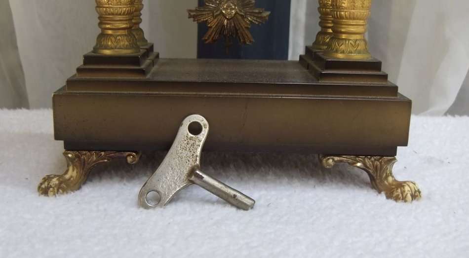 A STUNNING VINTAGE GERMAN 8 DAY MANTEL CLOCK BY SCHMID ...WORKS 100% !! QUALITY MOVEMENT !!