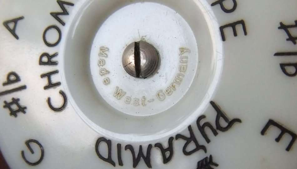 A VINTAGE CHROMATIC PITCH INSTRUMENT MADE IN WEST GERMANY - SOUNDS LIKE A HARMONICA !! UNUSUAL FIND