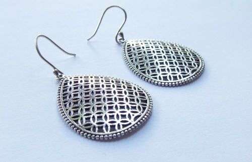 WOW !! A STUNNING INTRICATELY DETAILED BIG SOLID STERLING SILVER EARRINGS !! FULLY TESTED !!