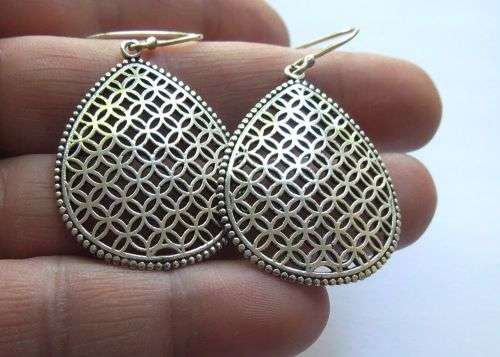 WOW !! A STUNNING INTRICATELY DETAILED BIG SOLID STERLING SILVER EARRINGS !! FULLY TESTED !!