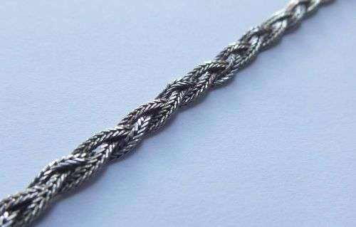 A GORGEOUS WOVEN STYLE SOLID ITALIAN STERLING SILVER BRACELET WITH STRONG CLASP !! WOW !!