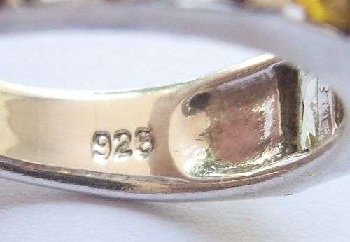 A VERY STYLISH QUALITY SOLID STERLING SILVER RING SET WITH GORGEOUS MULTI COLORED FACETED STONES !!