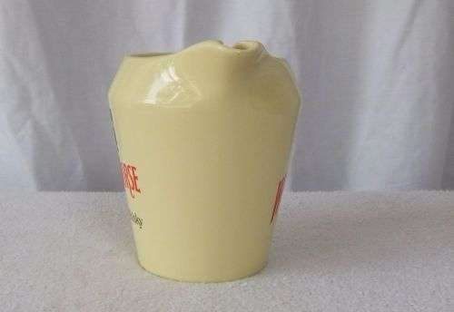 R1 START !! A VINTAGE WHITE HORSE SCOTCH WHISKY ADVERTISING PUB WATER JUG BY WADE ENGLAND