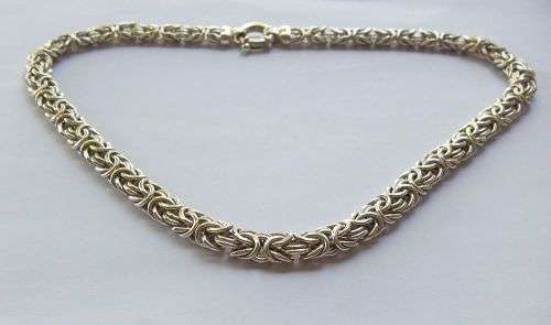 A SUPERIOR QUALITY HEAVY SOLID STERLING SILVER MULTI LINK NECKLACE WITH A STRONG CLASP !! WOW !!