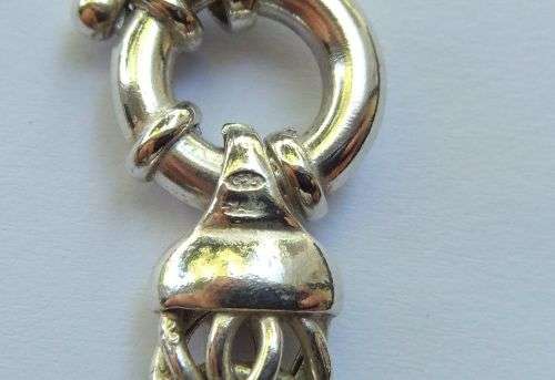 A SUPERIOR QUALITY HEAVY SOLID STERLING SILVER MULTI LINK NECKLACE WITH A STRONG CLASP !! WOW !!