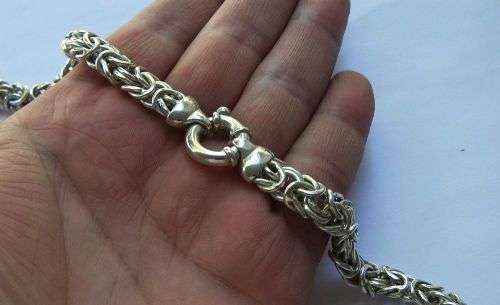 A SUPERIOR QUALITY HEAVY SOLID STERLING SILVER MULTI LINK NECKLACE WITH A STRONG CLASP !! WOW !!