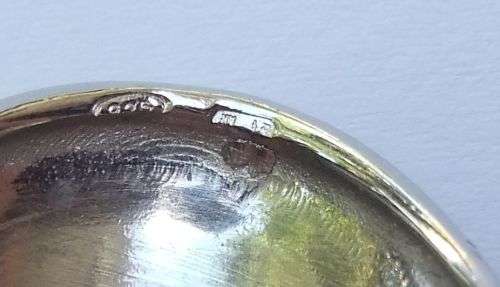 WOW !! A STUNNING WIDE SOLID STERLING SILVER ITALIAN DESIGNER RING IN EXCELLENT CONDITION !! STAMPED