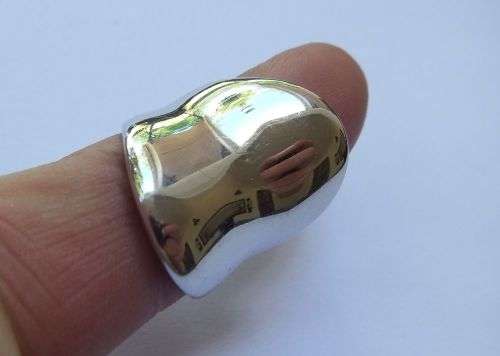 WOW !! A STUNNING WIDE SOLID STERLING SILVER ITALIAN DESIGNER RING IN EXCELLENT CONDITION !! STAMPED