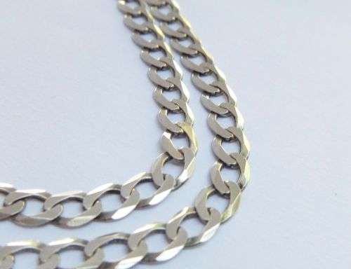 WOW !! A GREAT QUALITY SOLID STERLING SILVER CURB LINK NECKLACE WITH A STRONG CLASP !!