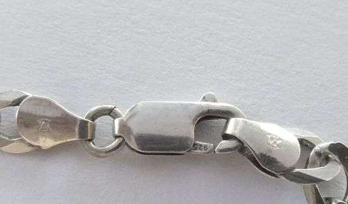 WOW !! A GREAT QUALITY SOLID STERLING SILVER CURB LINK NECKLACE WITH A STRONG CLASP !!