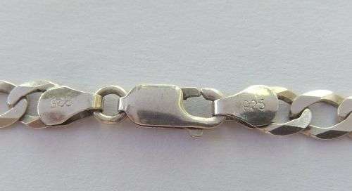 WOW !! A GREAT QUALITY SOLID STERLING SILVER CURB LINK NECKLACE WITH A STRONG CLASP !!