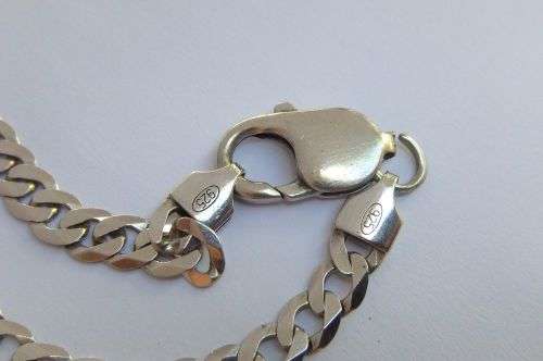 WOW !! WOW !! A SUPERIOR QUALITY SOLID STERLING SILVER NECKLACE WITH BIG STERLING SILVER CROSS !!