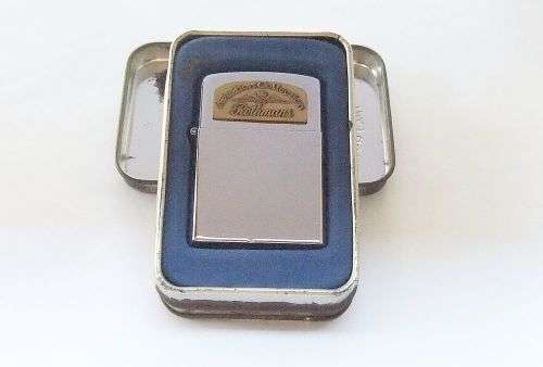 AS NEW BUT VINTAGE !! A ROTHMANS AVIATION COLLECTION WINDPROOF LIGHTER !! FREE COMBINING !!
