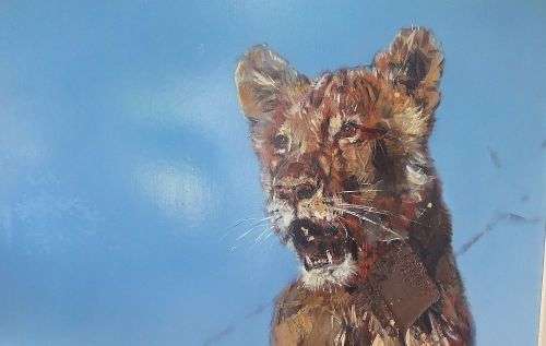 WOW !! WOW !! A MAGNIFICENT HUGE ORIGINAL OIL ON BOARD PAINTING OF A LION CUB !! WORTH THOUSANDS !!