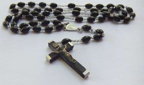 A STUNNING VINTAGE ITALIAN MADE HIGHLY DETAILED ROSARY - FITS OVER YOUR HEAD - FREE COMBINING !!