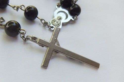 AN AWESOME VINTAGE GLASS BEAD ROSARY - FITS OVER YOUR HEAD - EXCELLENT CONDITION - FREE COMBINING !!