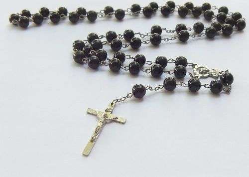 AN AWESOME VINTAGE GLASS BEAD ROSARY - FITS OVER YOUR HEAD - EXCELLENT CONDITION - FREE COMBINING !!