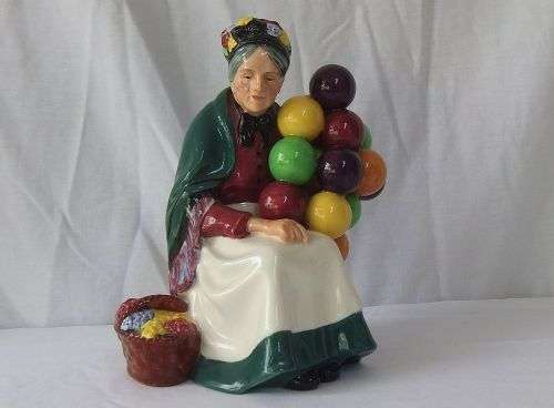ORIGINAL !! AN EARLY RARE ISSUE OF `THE OLD BALLOON SELLER` BY ROYAL DOULTON !! AWESOME VALUE !!