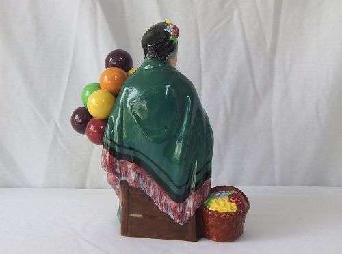 ORIGINAL !! AN EARLY RARE ISSUE OF `THE OLD BALLOON SELLER` BY ROYAL DOULTON !! AWESOME VALUE !!