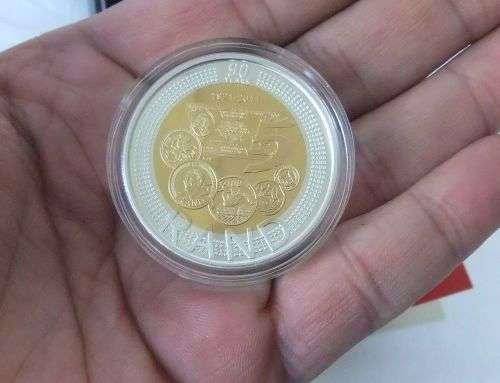 A PROOF 2011 SOLID STERLING SILVER COIN COMMEMORATING THE 90TH ANNIVERSARY OF THE SARB !! INVEST !!