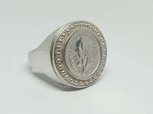 AN AWESOME BIG SOLID STERLING SILVER COIN TYPE RING IN SUPERB CONDITION !! GREAT WEIGHT !!