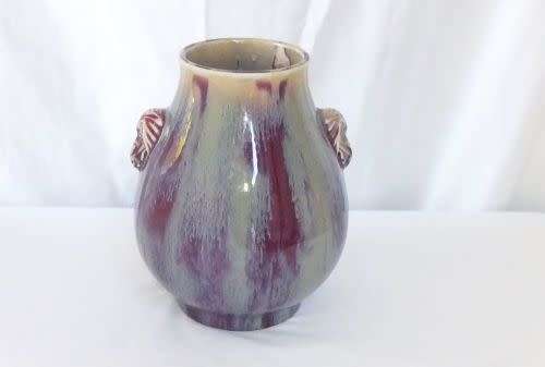 A RARE OLD FLAMBE DRIP GLAZE CHINESE POTTERY VASE WITH ELEPHANT HANDLES IN EXCELLENT CONDITION