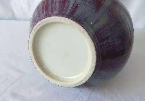 A RARE OLD FLAMBE DRIP GLAZE CHINESE POTTERY VASE WITH ELEPHANT HANDLES IN EXCELLENT CONDITION