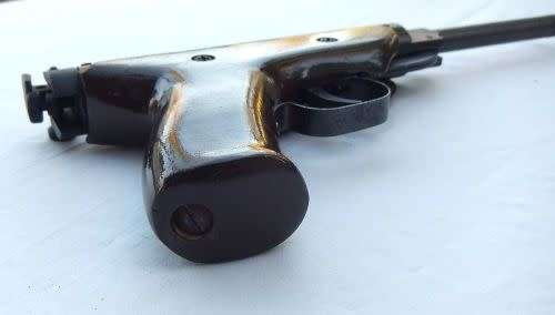 AN AWESOME POWERFUL VINTAGE SPRING LOADED PELLET GUN !! WITH PELLETS !! WORKS 100%