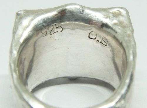 R1 START !! AN EXQUISITE DESIGNER MADE STERLING SILVER RING - STAMPED AND TESTED !! MUST SEE !!