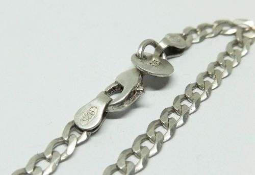 LOOK !! A FABULOUS SOLID STERLING SILVER CURB LINK BRACELET - STAMPED AND TESTED - FREE COMBINING !!