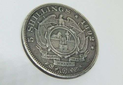 WOW ! AN AWESOME SUPER RARE 1892 ` SINGLE SHAFT ` STERLING SILVER FIVE SHILLING COIN OF THE Z.A.R !!