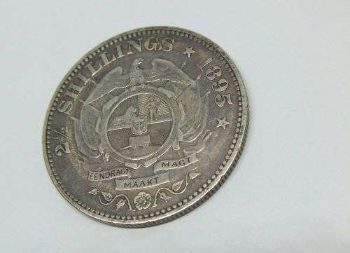 R1 START !!  1895 TWO AND A HALF SHILLINGS OF THE ``Z.A.R ``- STERLING SILVER !! FREE COMBINING !!