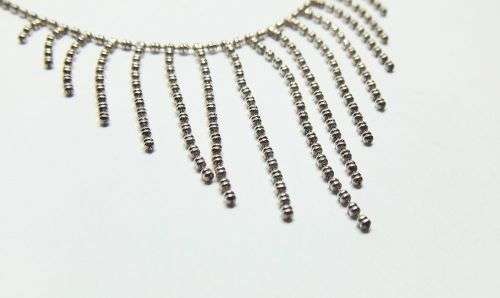 AN ELEGANT GENUINE STERLING SILVER NECKLACE WITH TASSLE CENTERPIECE AND STRONG CLASP !! WOW !!