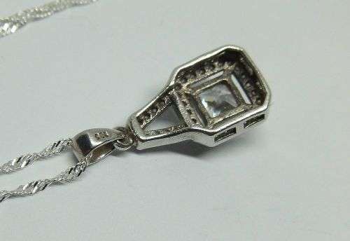 R1 START !! A 40 CM STERLING SILVER NECKLACE & STERLING SILVER  ` CZ SET ` PENDANT - FREE COMBINING