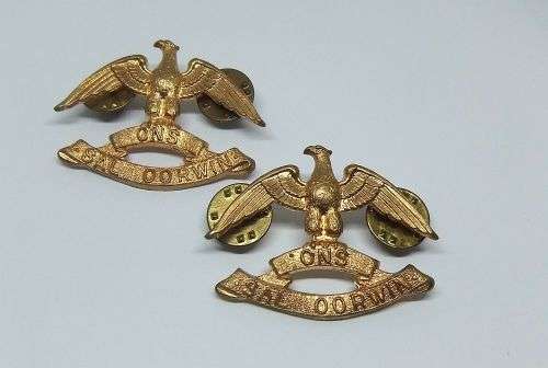 R1 START !!  A PAIR OF VINTAGE SANDF BADGES - REGIMENT WEST RAND !! FREE COMBINING !!