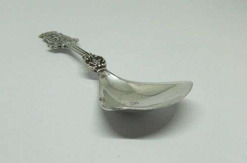 R1 START !! A VERY SOLID DUTCH SILVER .835 SPOON WITH DEVENTER CREST MOTIF !! STAMPED !! WOW !!