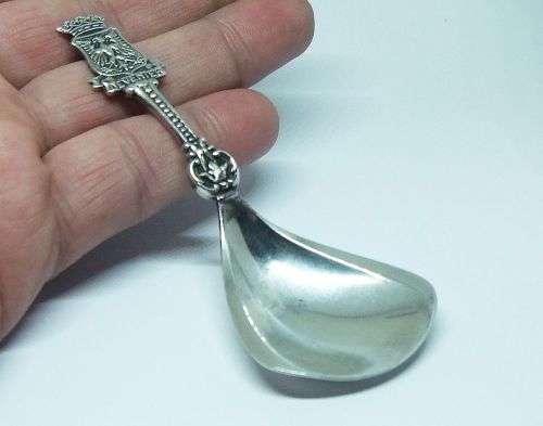 R1 START !! A VERY SOLID DUTCH SILVER .835 SPOON WITH DEVENTER CREST MOTIF !! STAMPED !! WOW !!