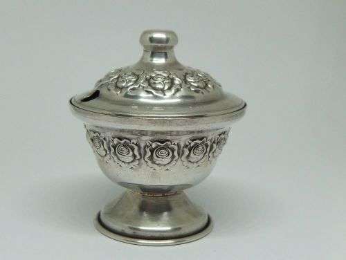 R1 START !! AN ADORABLE OLD SOLID 800 SILVER CONDIMENT POT WITH ROSE DECORATION !! MUST SEE !!
