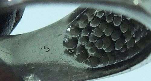 WOW !! AN AWESOME QUALITY SOLID STERLING SILVER RING SET WITH FACETED CZ STONES !! FREE COMBINING !!