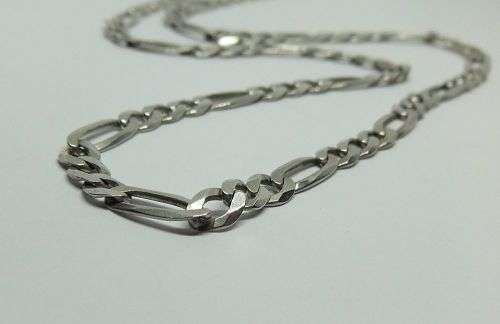 A VERY COOL SOLID STERLING SILVER FIGARO LINK NECKLACE WITH A STRONG CLASP !! FREE COMBINING !! WOW