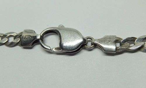 A VERY COOL SOLID STERLING SILVER FIGARO LINK NECKLACE WITH A STRONG CLASP !! FREE COMBINING !! WOW