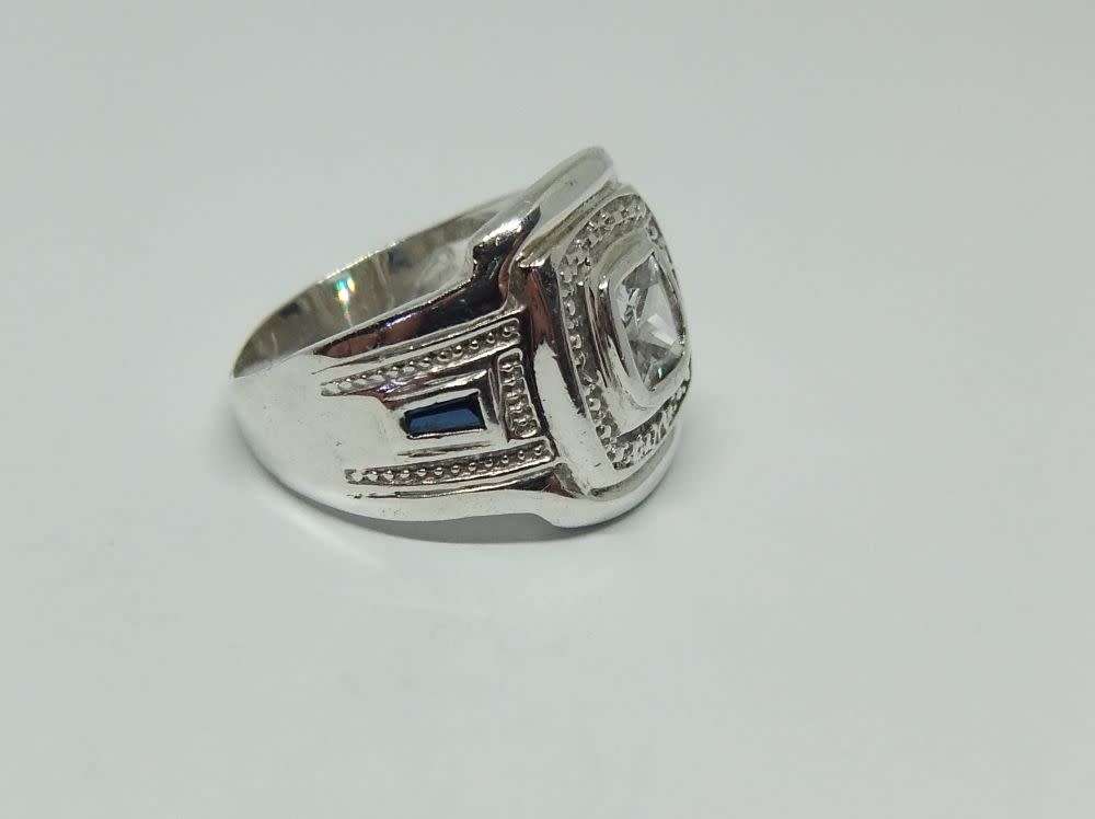 R1 START !! AN AWESOME QUALITY SOLID STERLING SILVER RING SET WITH FACETED STONES !! FREE COMBINING